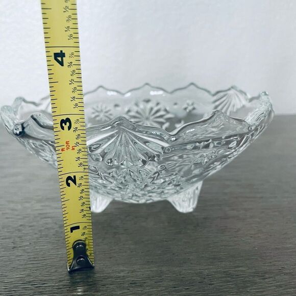 Snowflake Crystal Holiday Candy Bowl Dish - Picture 4 of 5